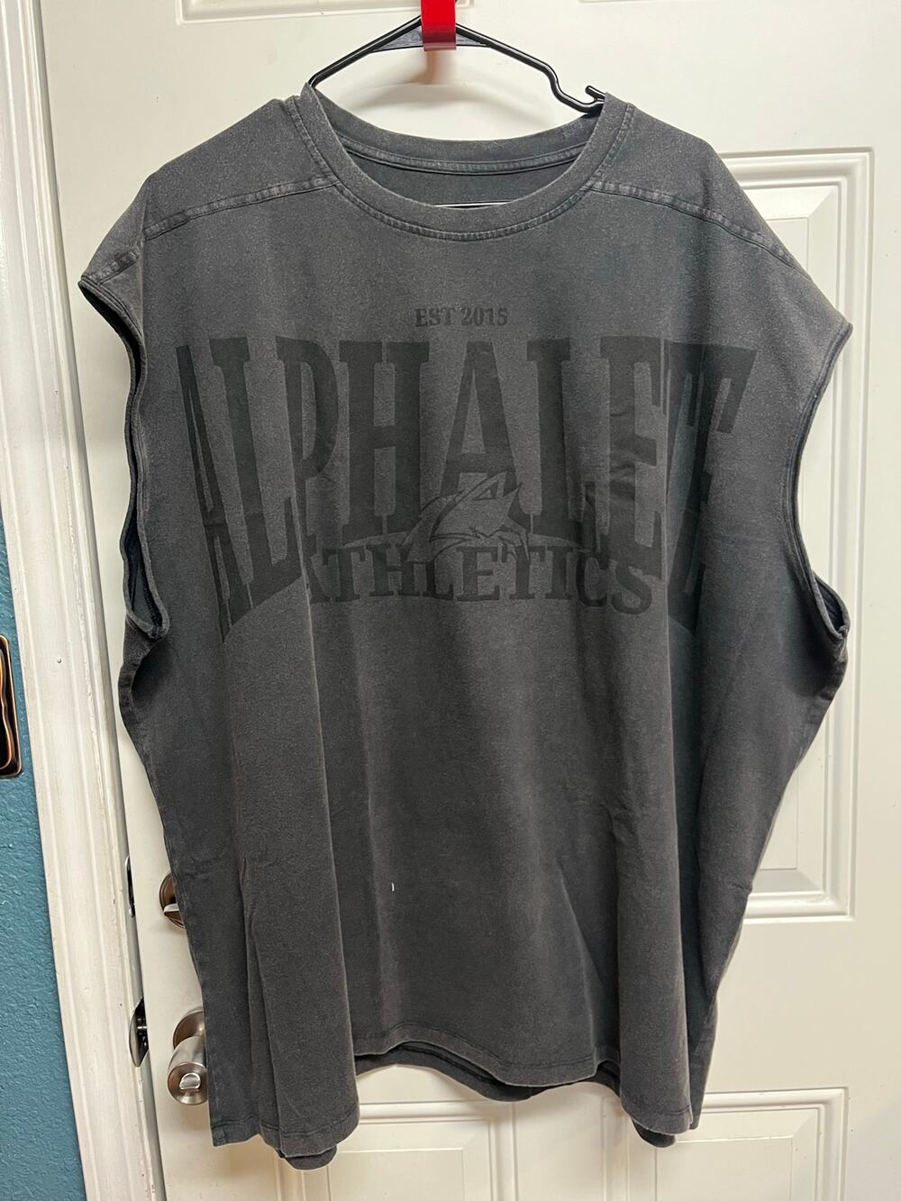 ALPHALETE Mens sleeveless Tshirt NWOT size 3XL